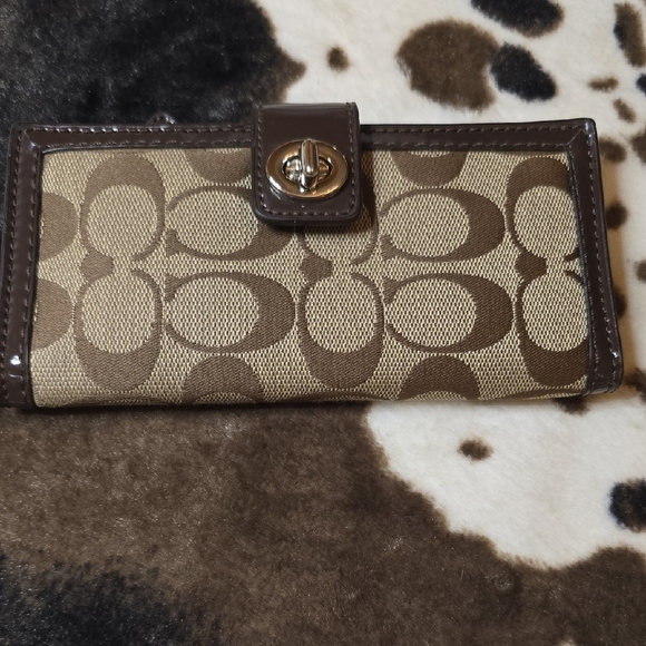 Coach Tan and Brown Signature Clasp Wallet - Picture 1 of 5